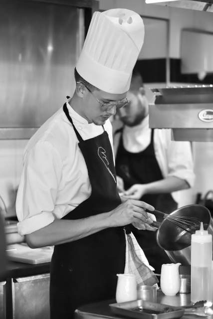 Staff restaurant, Equipe Bruno Oger Restaurant Gastronomique Côte d’Azur, Bistrot et Traiteur (06)